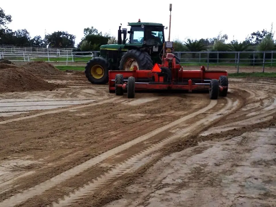 Fotografía de los trabajos de reforma y modernización de centros de formación agraria en Navalmoral de la Mata.